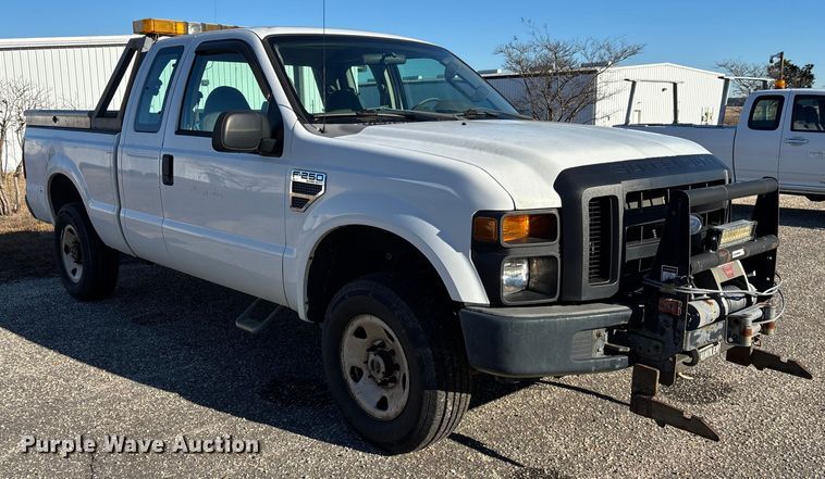 image for item DU0353 2008 Ford F250 Super Duty XL Ext. Cab pickup truck
