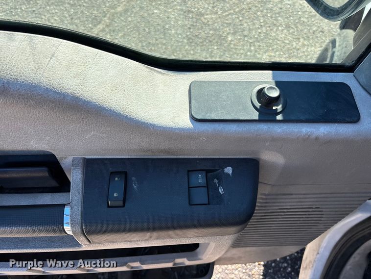 image for item DU0353 2008 Ford F250 Super Duty XL Ext. Cab pickup truck