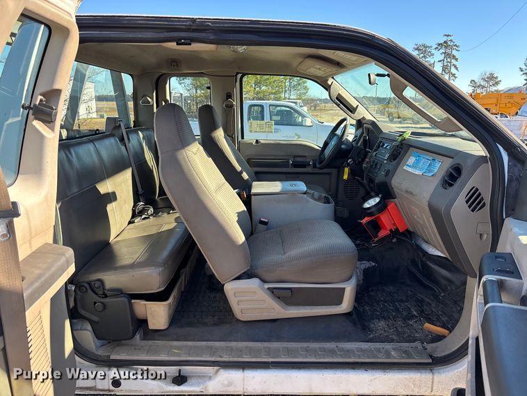image for item DU0353 2008 Ford F250 Super Duty XL Ext. Cab pickup truck