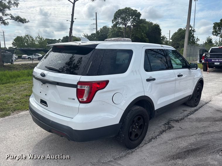 image for item DU0432 2017 Ford Explorer Police SUV