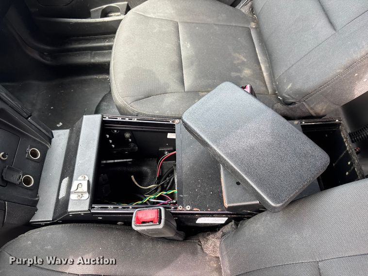 image for item DU0432 2017 Ford Explorer Police SUV