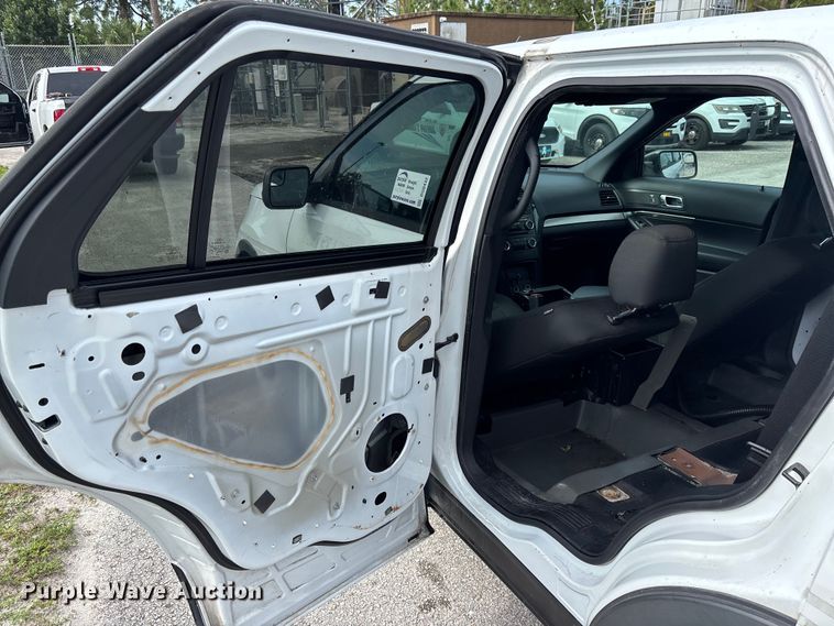 image for item DU0432 2017 Ford Explorer Police SUV