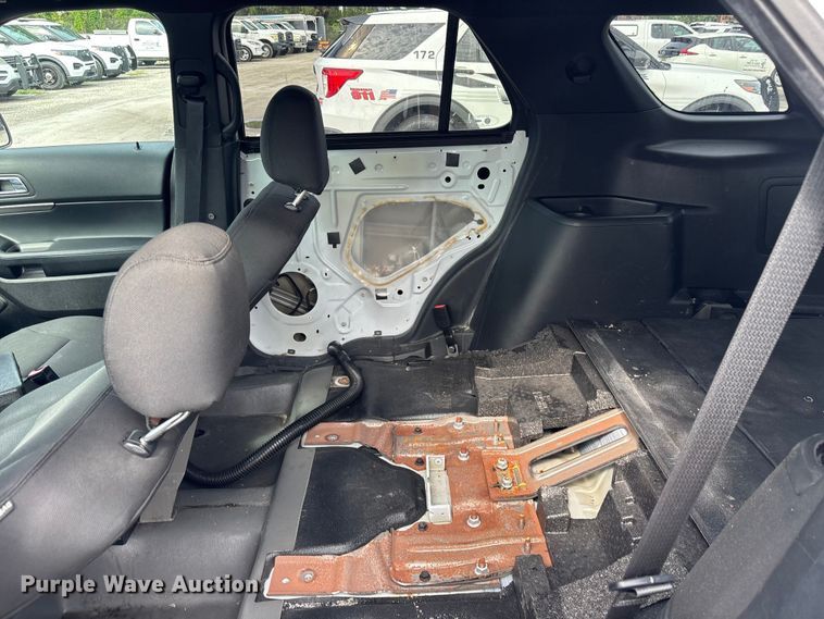 image for item DU0432 2017 Ford Explorer Police SUV