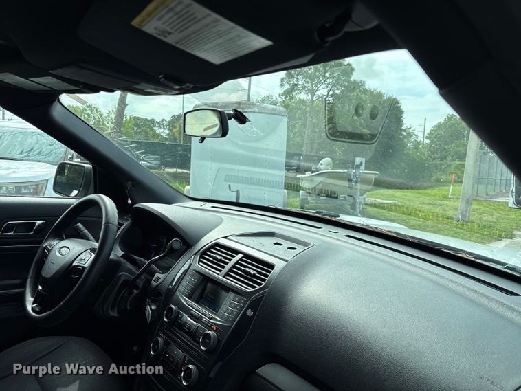 image for item DU0432 2017 Ford Explorer Police SUV