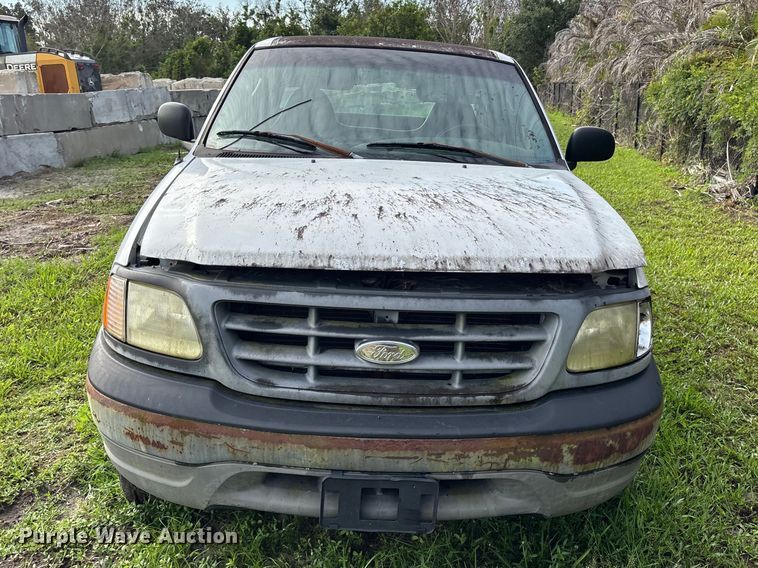 image for item DU6252 2002 Ford F150 Ext. Cab pickup truck