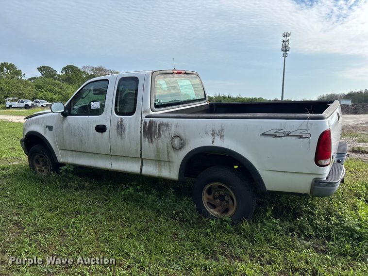 image for item DU6252 2002 Ford F150 Ext. Cab pickup truck