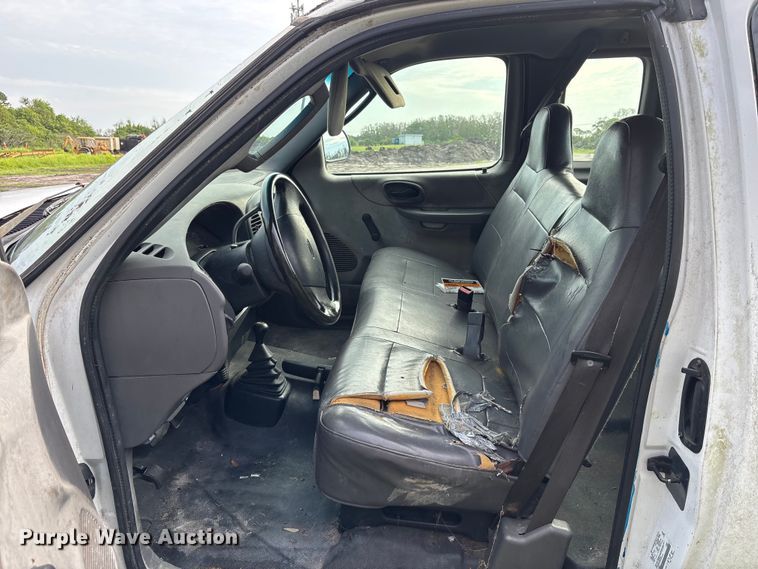 image for item DU6252 2002 Ford F150 Ext. Cab pickup truck