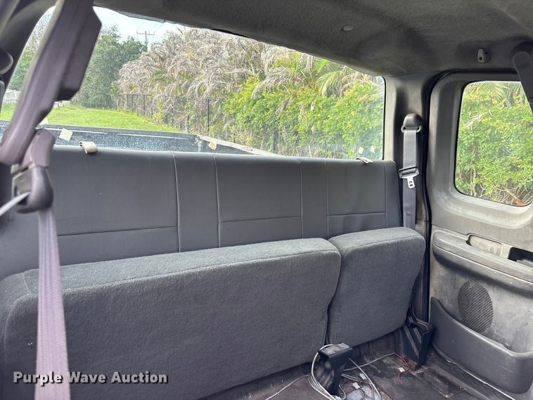 image for item DU6252 2002 Ford F150 Ext. Cab pickup truck