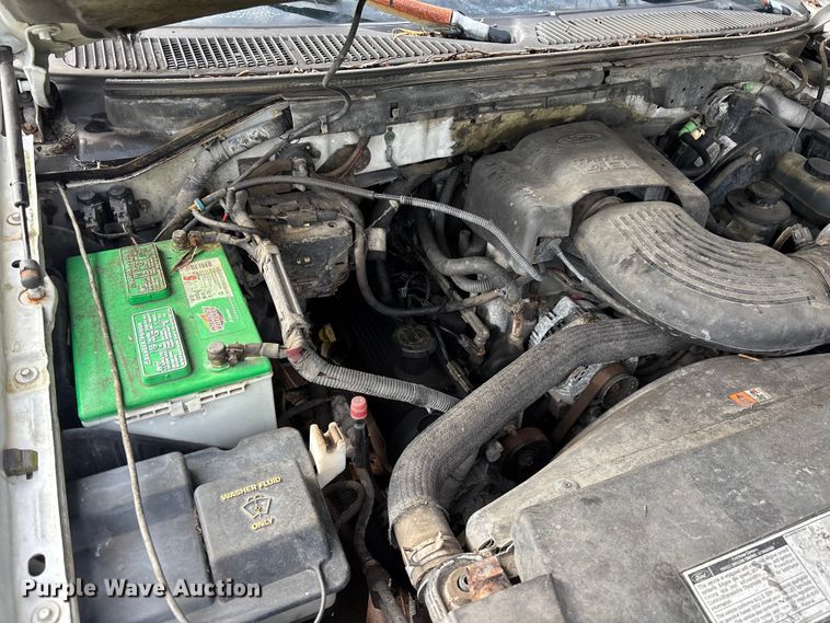 image for item DU6252 2002 Ford F150 Ext. Cab pickup truck