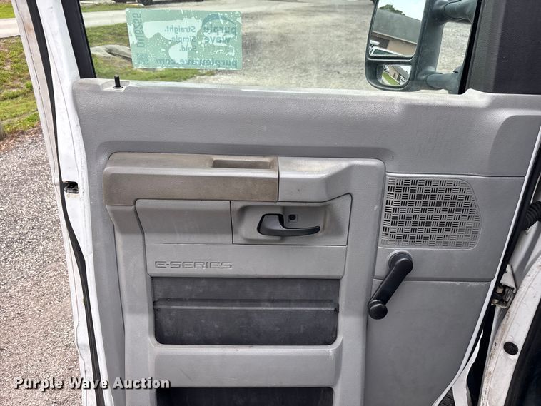 image for item DU6255 2009 Ford E250 van