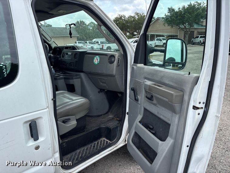 image for item DU6255 2009 Ford E250 van