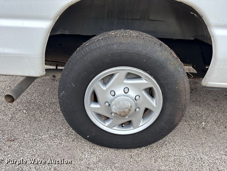 image for item DU6255 2009 Ford E250 van