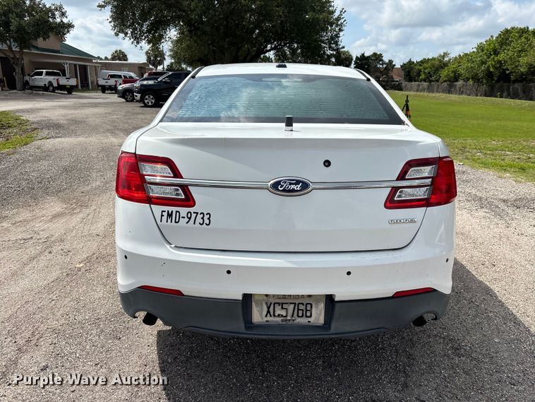image for item DU6258 2015 Ford Taurus Police Interceptor 