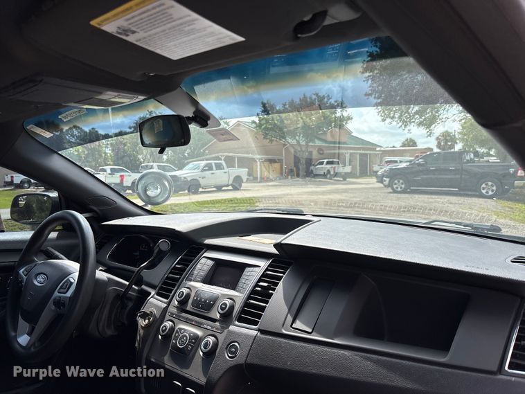 image for item DU6258 2015 Ford Taurus Police Interceptor 