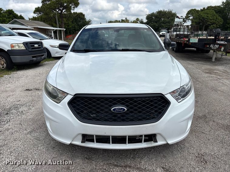 image for item DU6261 2015 Ford Taurus Police Interceptor 