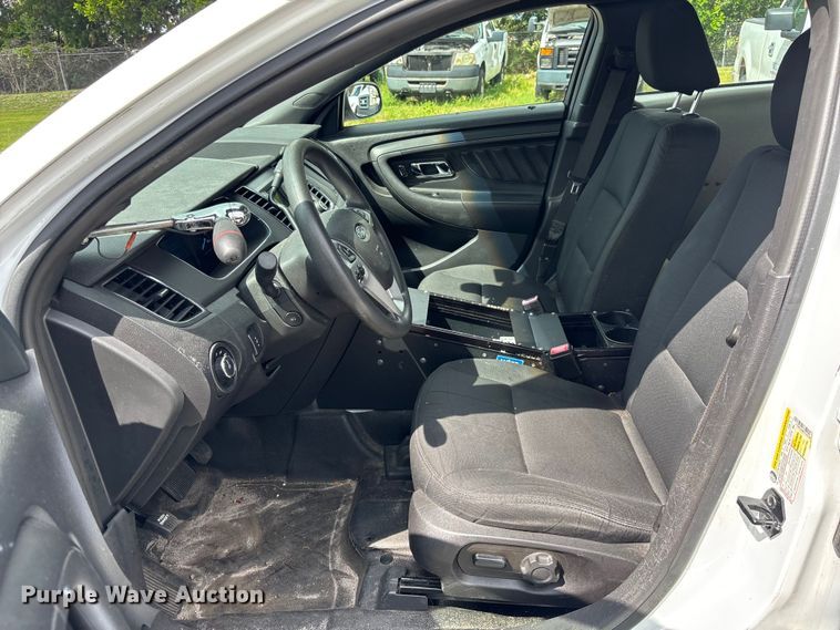 image for item DU6261 2015 Ford Taurus Police Interceptor 
