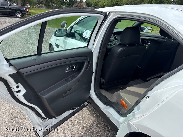 image for item DU6261 2015 Ford Taurus Police Interceptor 