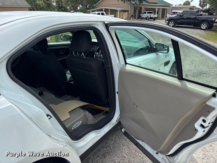 image for item DU6261 2015 Ford Taurus Police Interceptor 