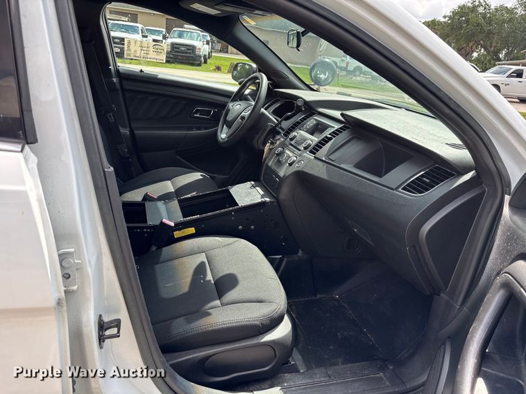 image for item DU6261 2015 Ford Taurus Police Interceptor 