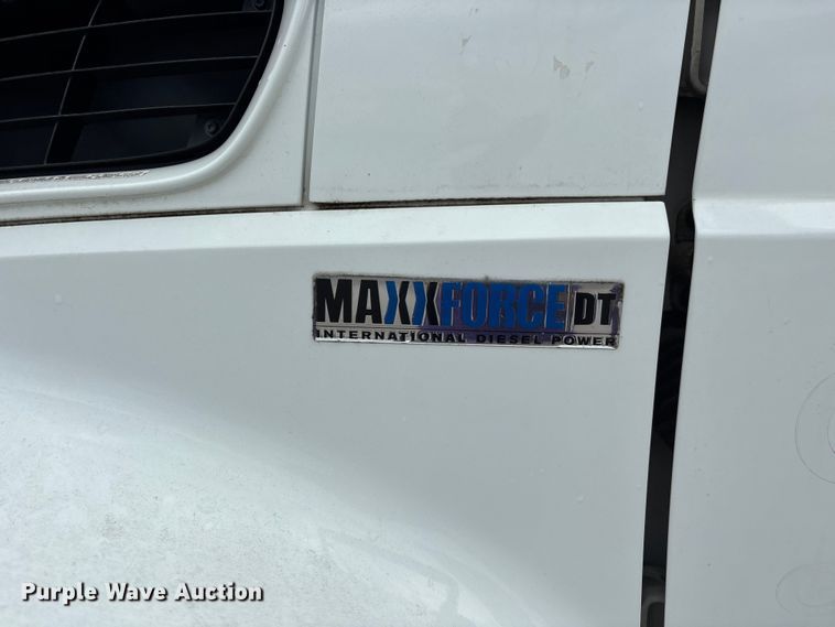 image for item DV4333 2010 International 4300 Crew Cab utility / service truck