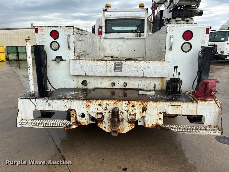 image for item DV4333 2010 International 4300 Crew Cab utility / service truck