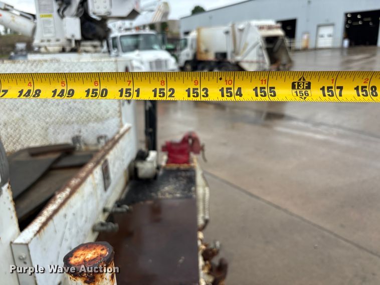 image for item DV4333 2010 International 4300 Crew Cab utility / service truck