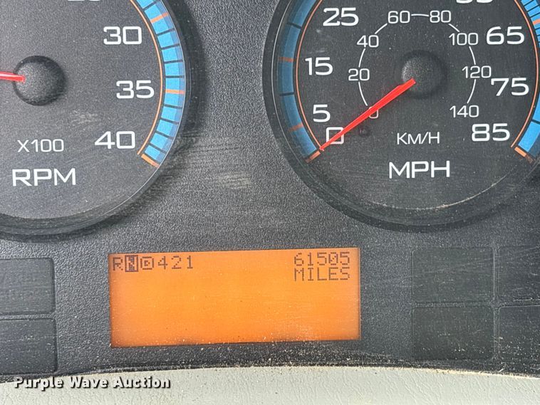 image for item DV4333 2010 International 4300 Crew Cab utility / service truck
