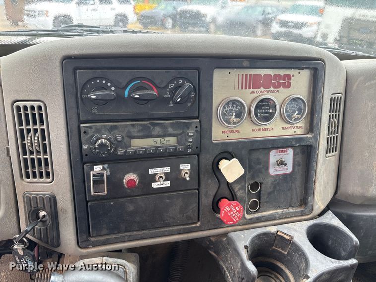 image for item DV4333 2010 International 4300 Crew Cab utility / service truck