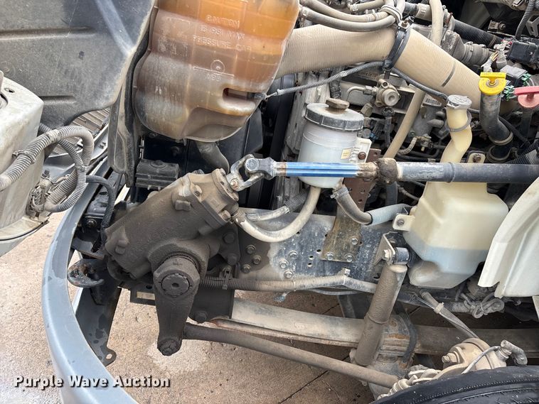 image for item DV4333 2010 International 4300 Crew Cab utility / service truck