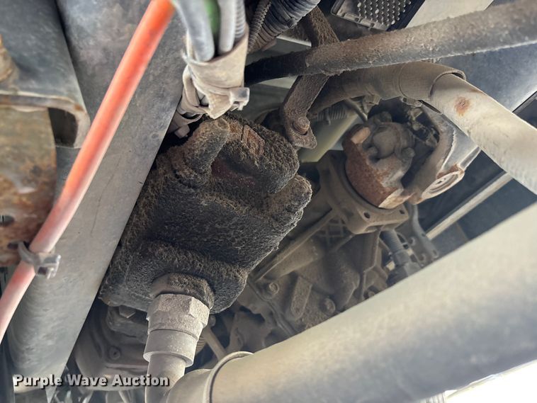 image for item DV4333 2010 International 4300 Crew Cab utility / service truck