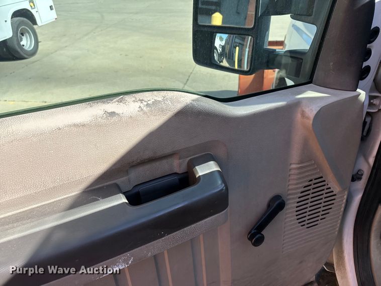 image for item DV4337 2009 Ford F250 Super Duty pickup truck