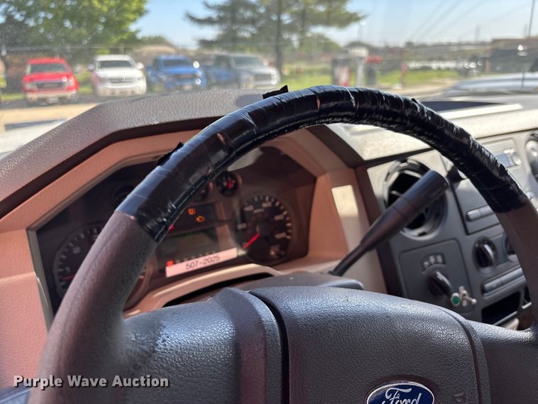 image for item DV4337 2009 Ford F250 Super Duty pickup truck