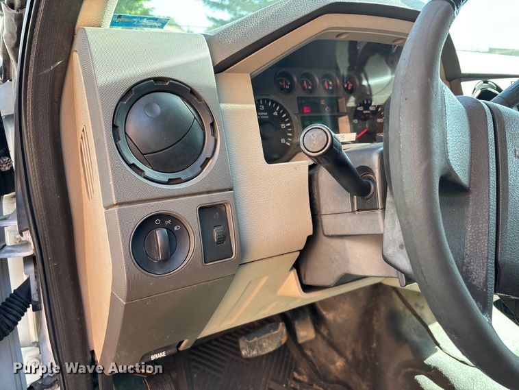 image for item DV4337 2009 Ford F250 Super Duty pickup truck
