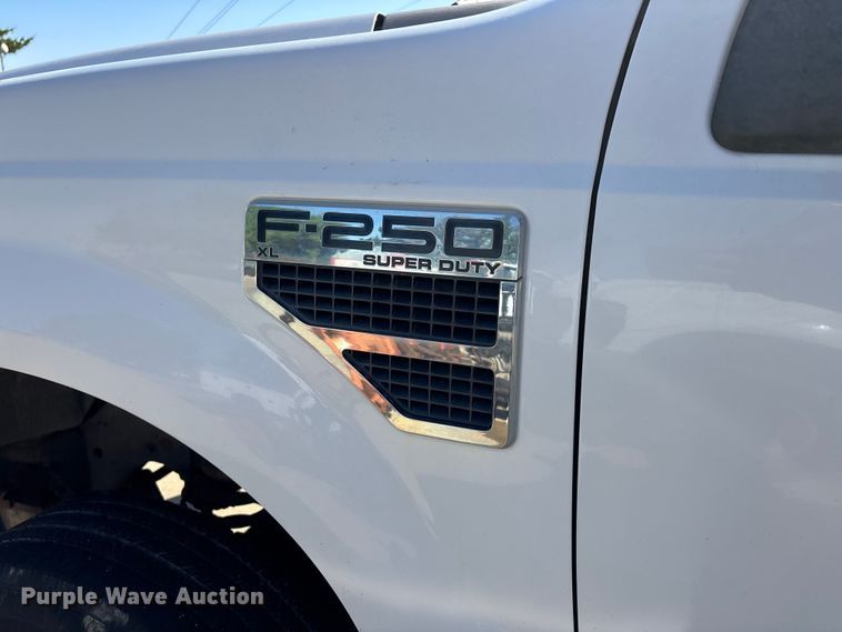 image for item DV4338 2009 Ford F250 Super Duty pickup truck