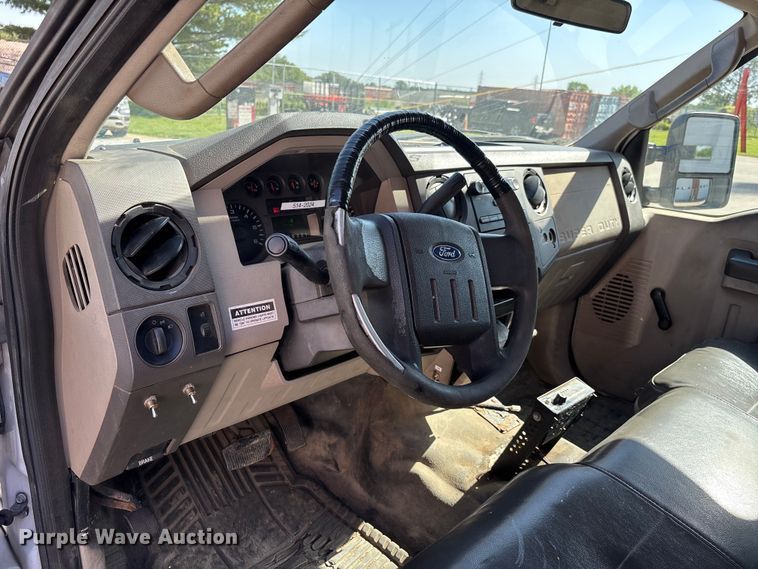 image for item DV4338 2009 Ford F250 Super Duty pickup truck