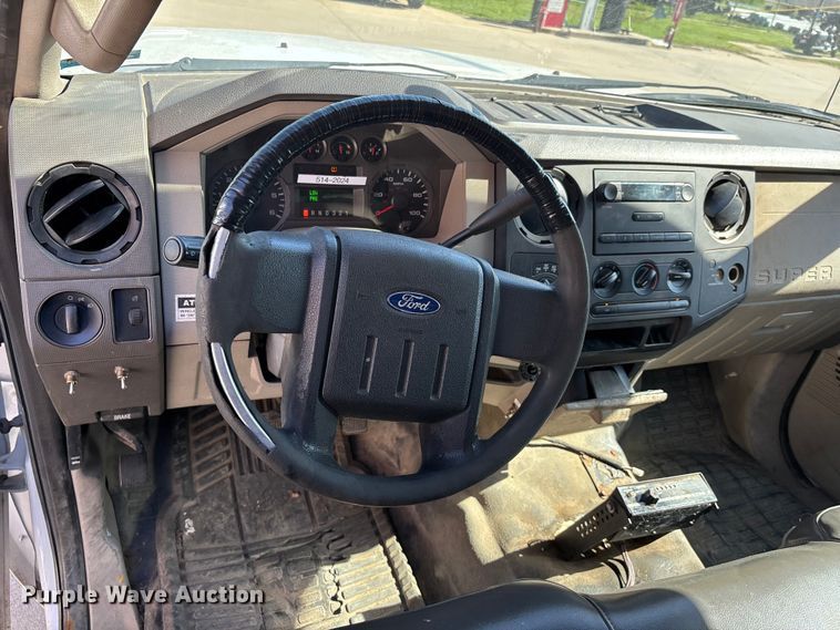 image for item DV4338 2009 Ford F250 Super Duty pickup truck