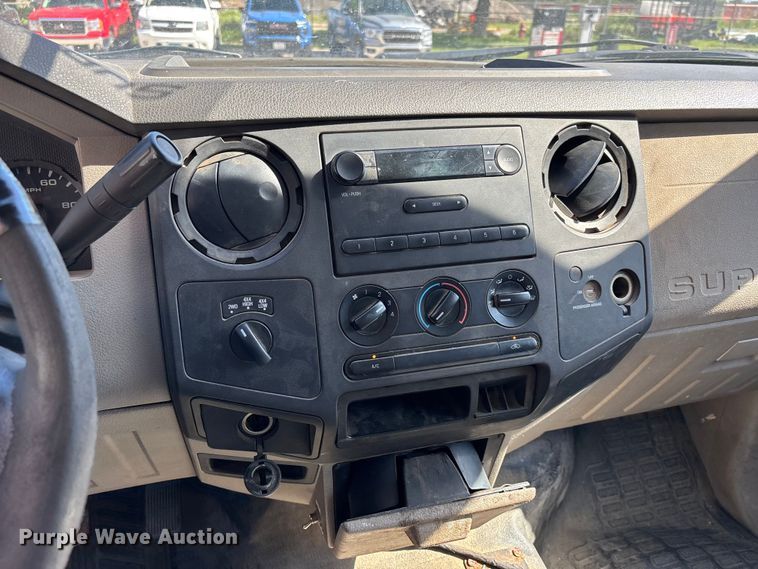 image for item DV4338 2009 Ford F250 Super Duty pickup truck
