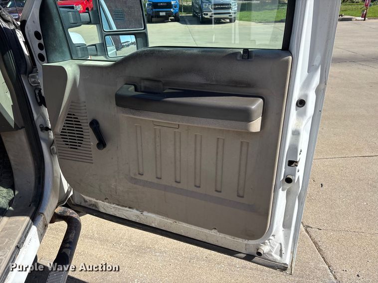 image for item DV4338 2009 Ford F250 Super Duty pickup truck