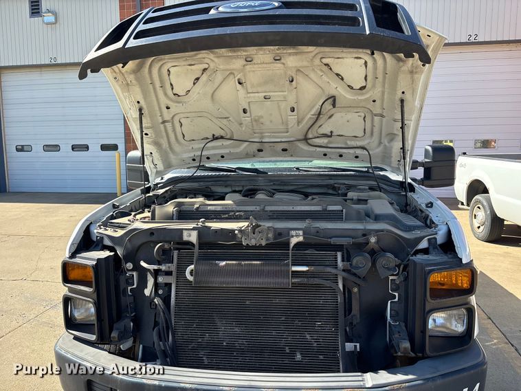 image for item DV4338 2009 Ford F250 Super Duty pickup truck