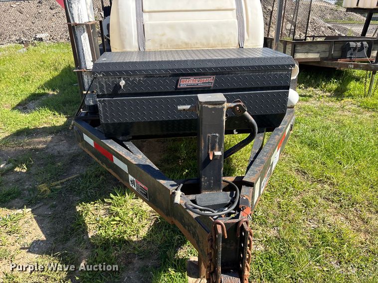 image for item DV4339 2001 High Lite V-T1500D vacuum trailer