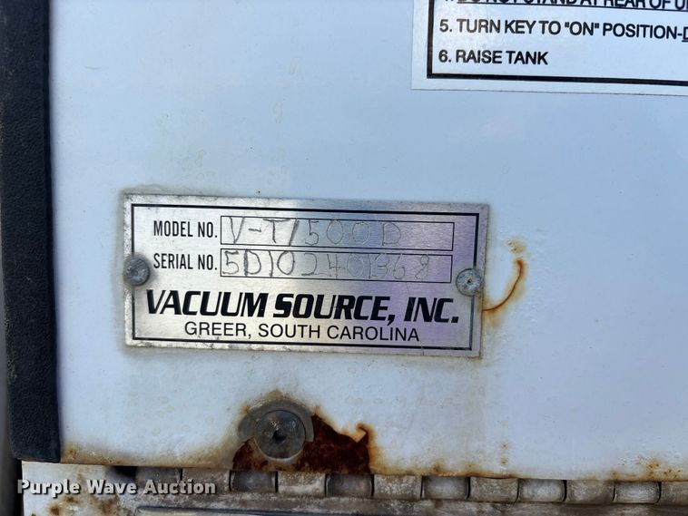 image for item DV4339 2001 High Lite V-T1500D vacuum trailer