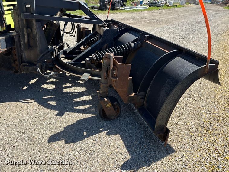 image for item DV4340 2000 International 4900 dump truck