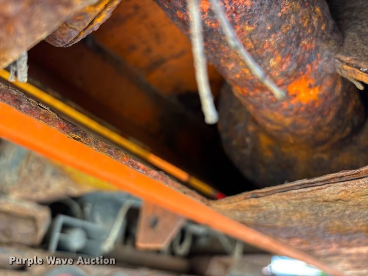 image for item DV4340 2000 International 4900 dump truck