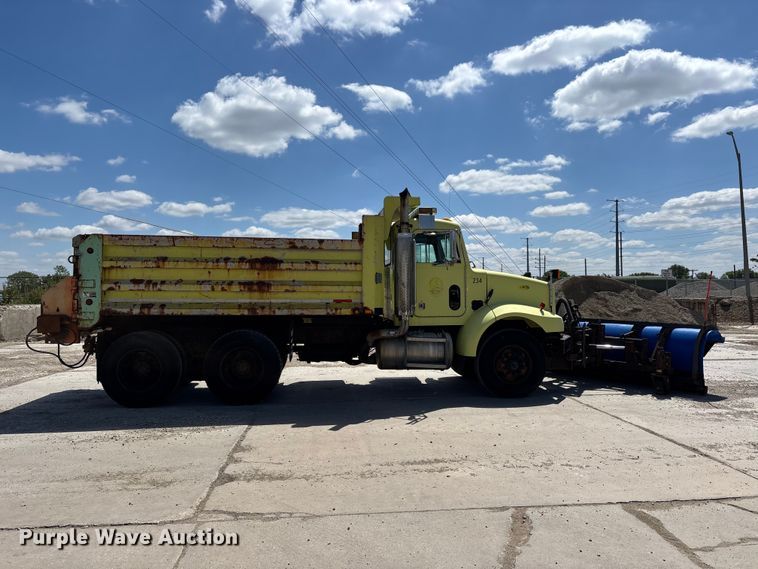 image for item DV4341 2004 Peterbilt 330 dump truck