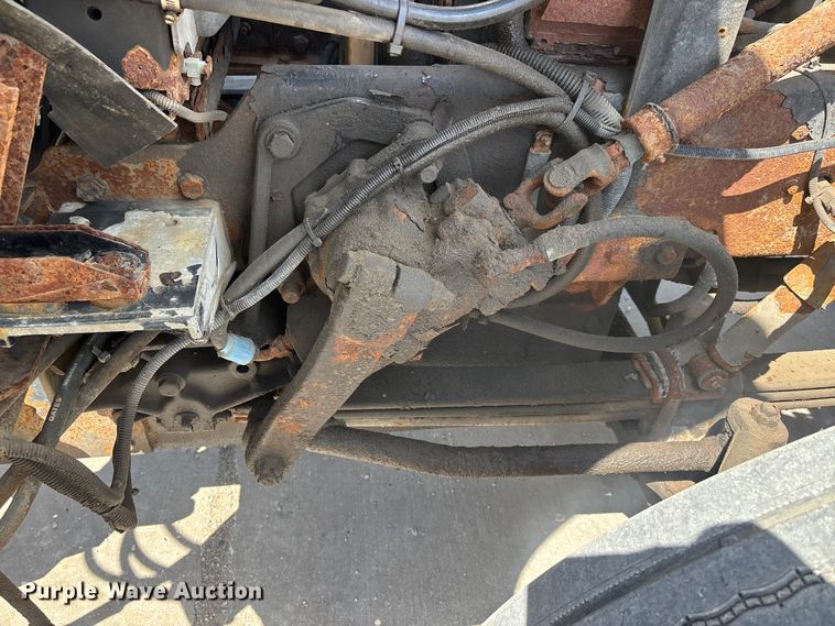 image for item DV4341 2004 Peterbilt 330 dump truck
