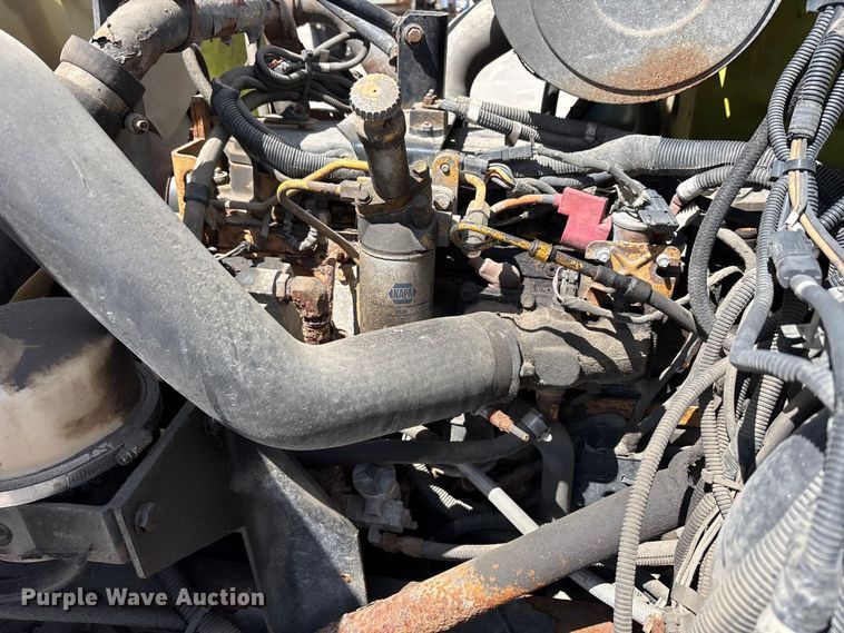 image for item DV4341 2004 Peterbilt 330 dump truck