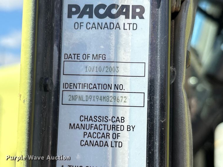 image for item DV4341 2004 Peterbilt 330 dump truck