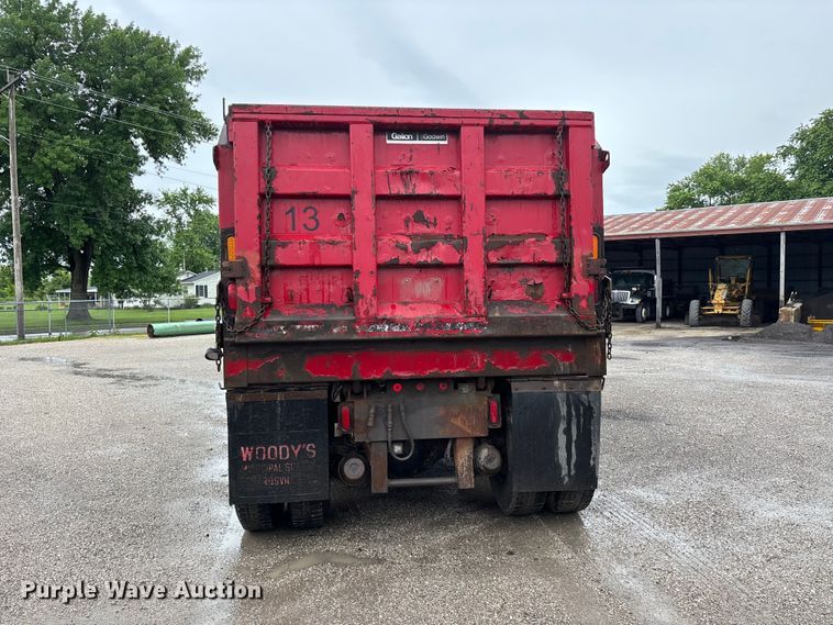 image for item DV4382 2001 Freightliner FL80 dump truck