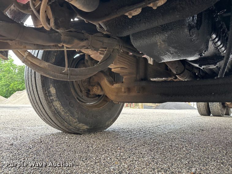 image for item DV4382 2001 Freightliner FL80 dump truck