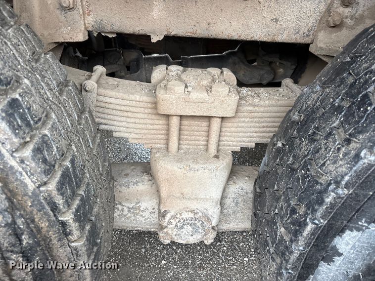 image for item DV4382 2001 Freightliner FL80 dump truck